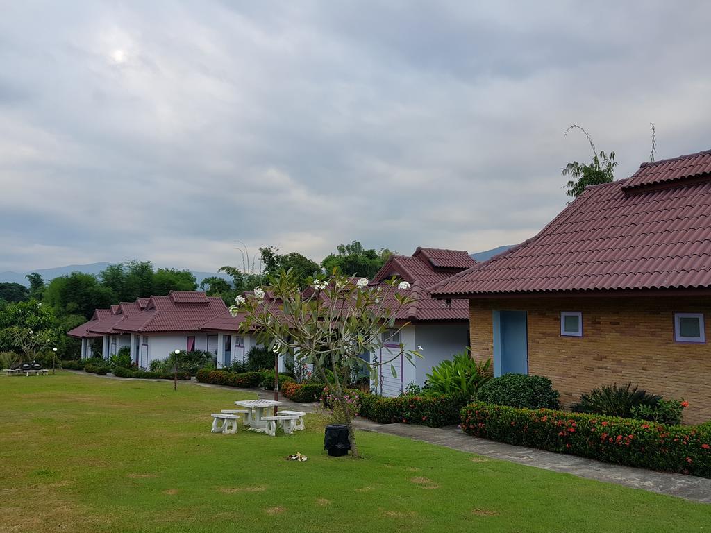 Mae Klang Banyen Hill Hotel Chiang Mai Exterior photo